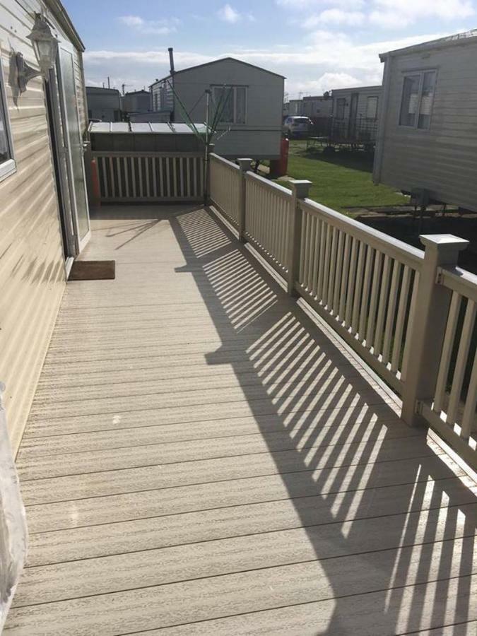 Dees Caravan Lettings Kingfisher Elm 453 Инголдмелс Экстерьер фото