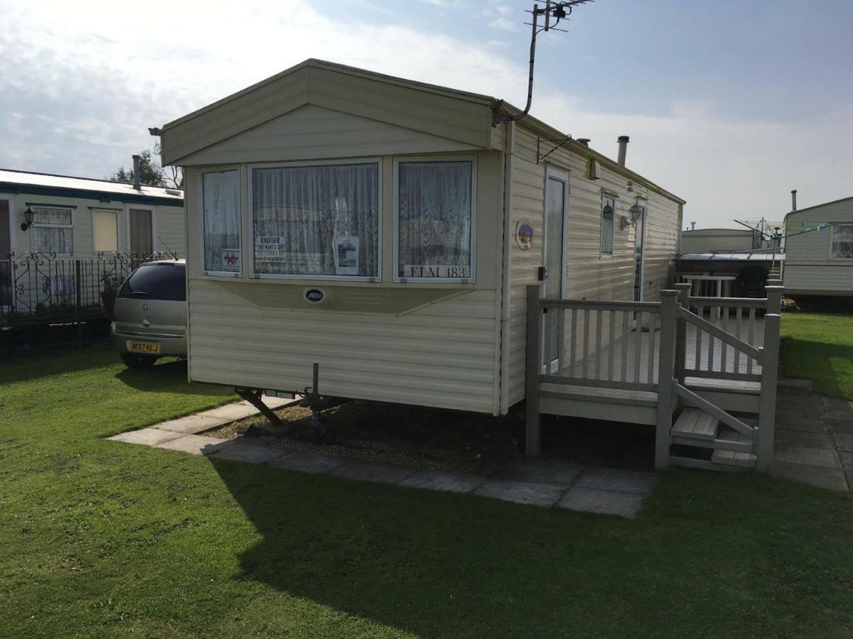 Dees Caravan Lettings Kingfisher Elm 453 Инголдмелс Экстерьер фото